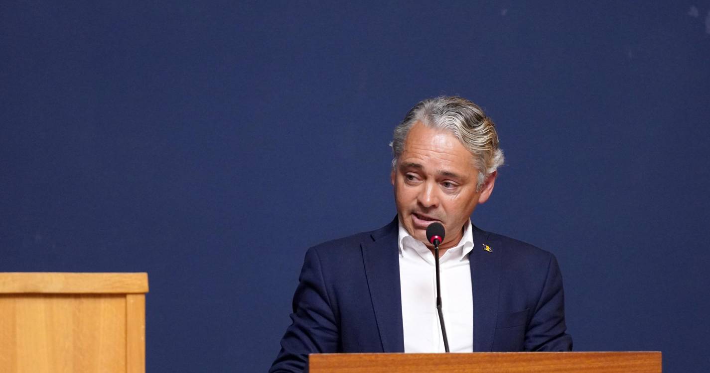 Élvio Sousa convoca conferência de imprensa “com caráter de urgência” sem revelar o assunto