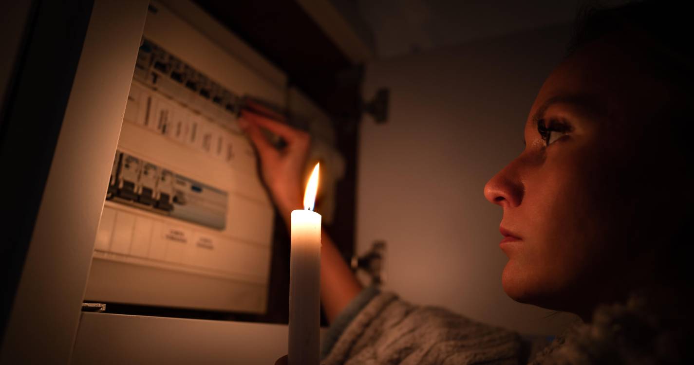 Mau tempo: Cerca de 3.800 clientes em Portugal continental sem energia elétrica pelas 18h30