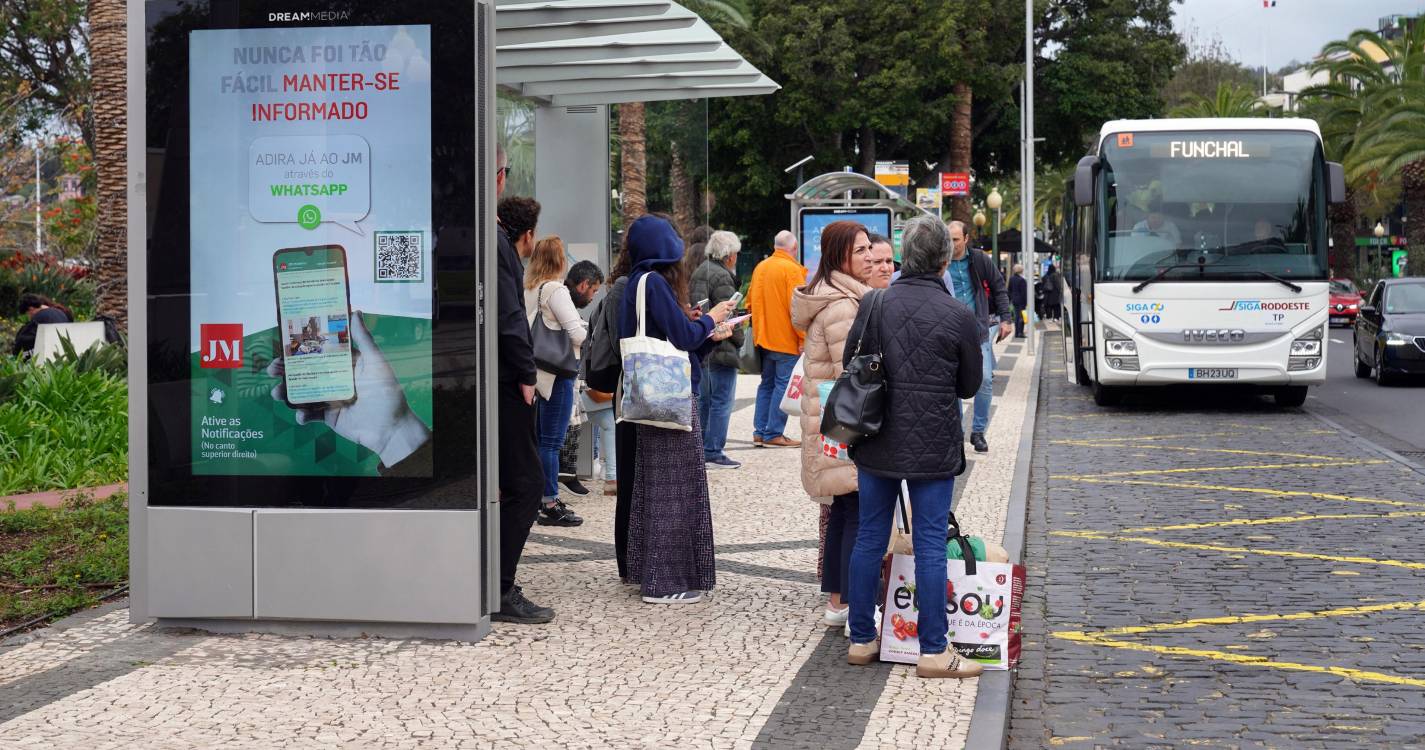 Plenário de trabalhadores afeta carreiras da Horários do Funchal