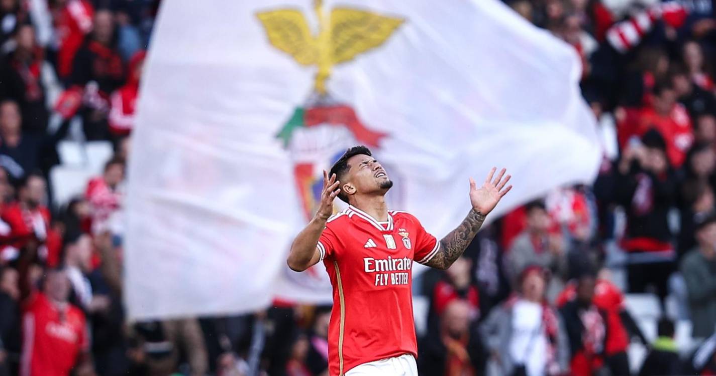 Benfica vence Sporting de Braga e evita eventual título do Sporting nesta ronda