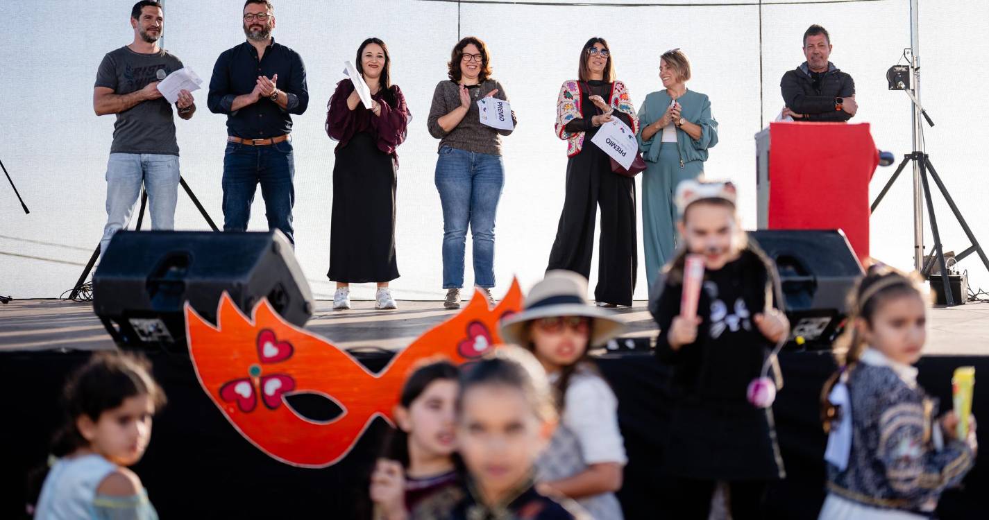 Mascarados do Arco da Calheta mostram como se brinca ao Carnaval