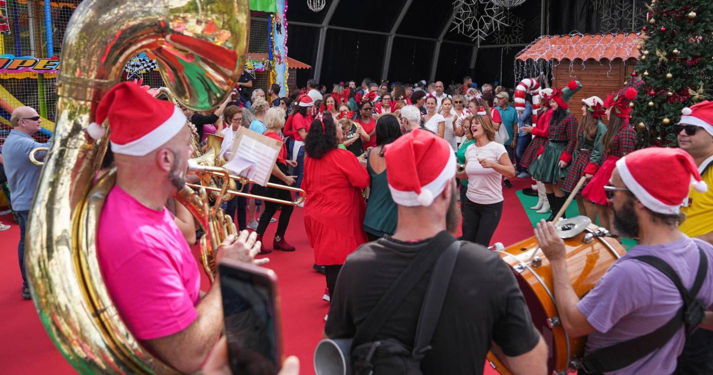 Pista de gelo já abriu e oferece adrenalina a miúdos e graúdos