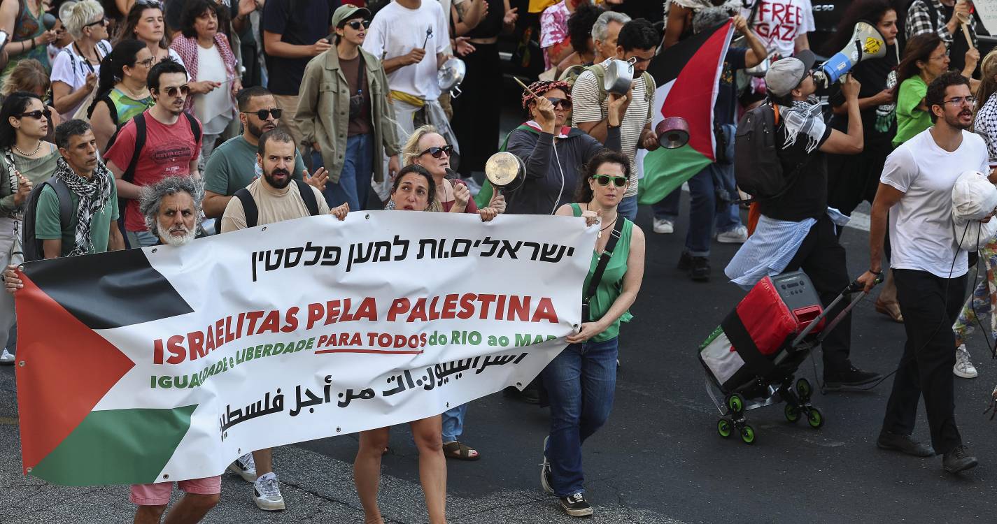 Com panelas e colheres pediu-se em Lisboa o fim da fome em Gaza