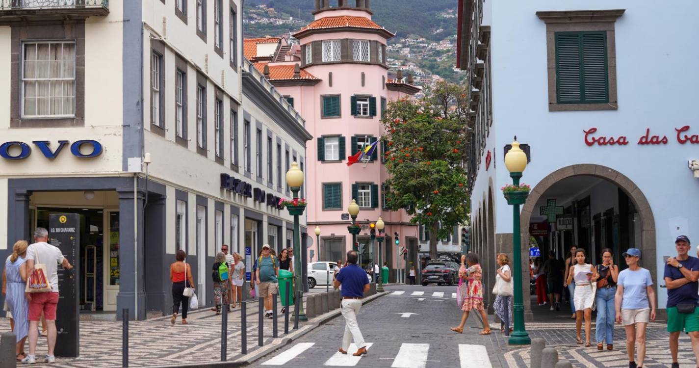 Governo Regional avança que novas tabelas de IRS deverão ser aprovadas “ainda esta semana”