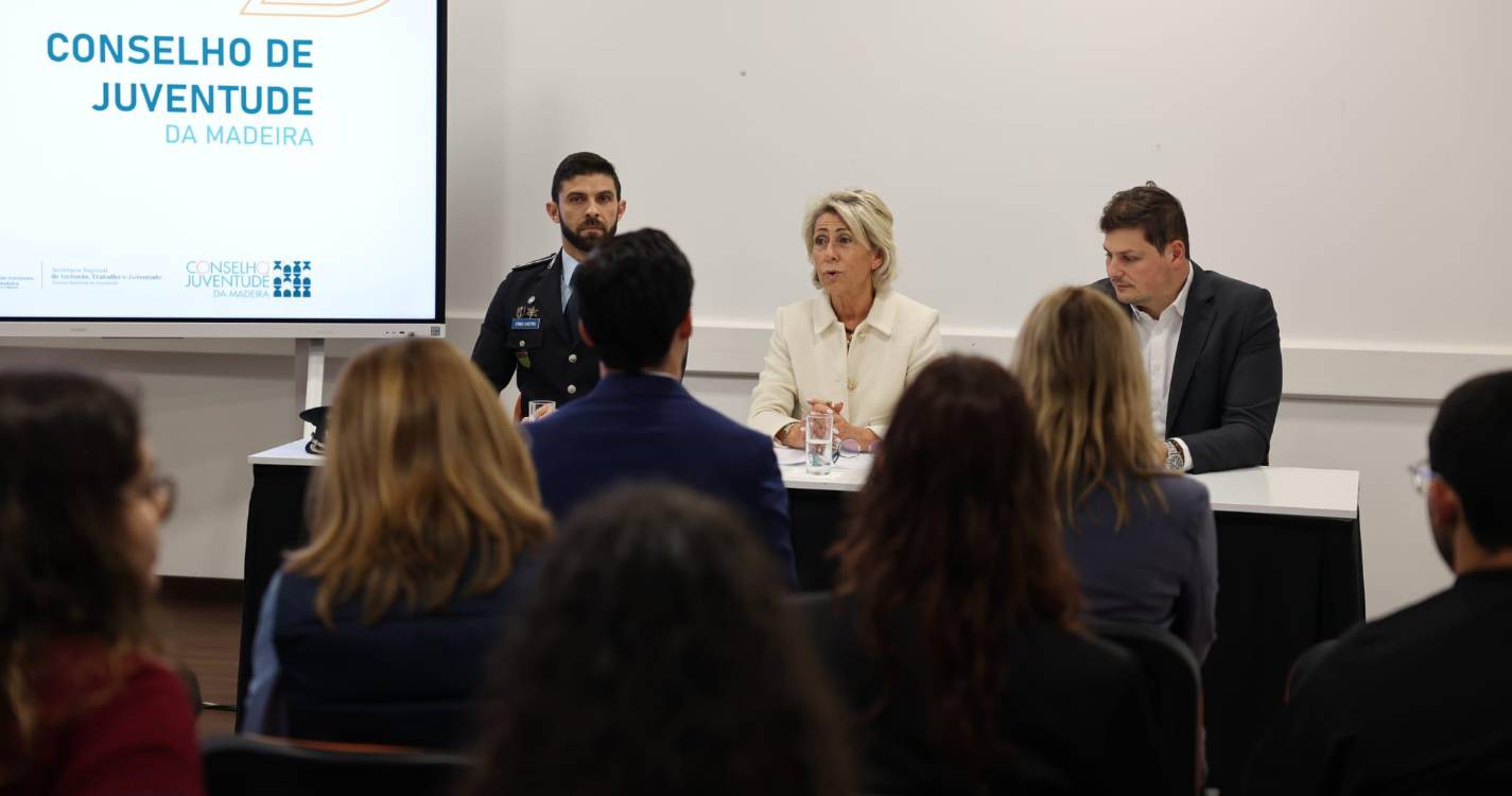 Conselho de Juventude reúne 30 representantes de organismos e instituições ligados ao setor