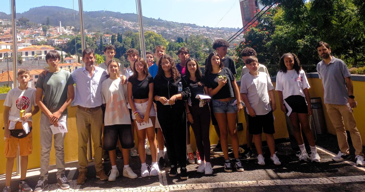 Junta de Freguesia do Imaculado assinala Dia Internacional da Democracia