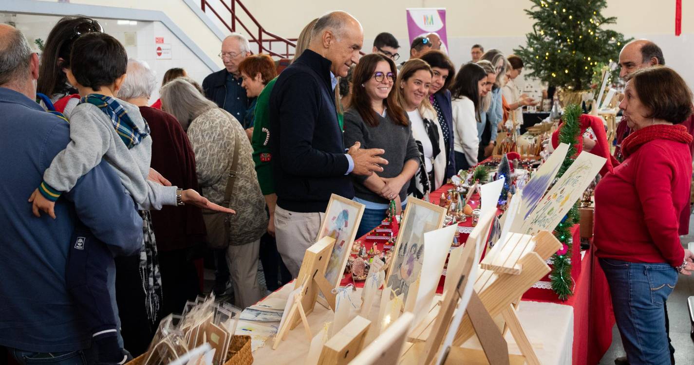 Primeiro domingo do ‘Natal na Praça’ no Mercado dos Lavradores atrai muitos visitantes