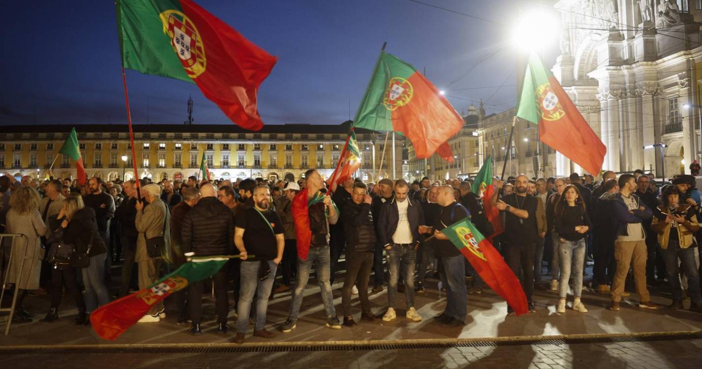 PSP abre inquérito interno sobre protesto de polícias junto ao cineteatro Capitólio