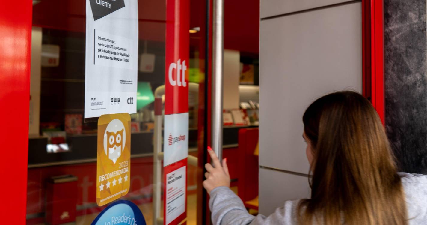 Madeira pede manutenção do atendimento dos CTT para estudantes devido a falhas na plataforma do subsídio de mobilidade