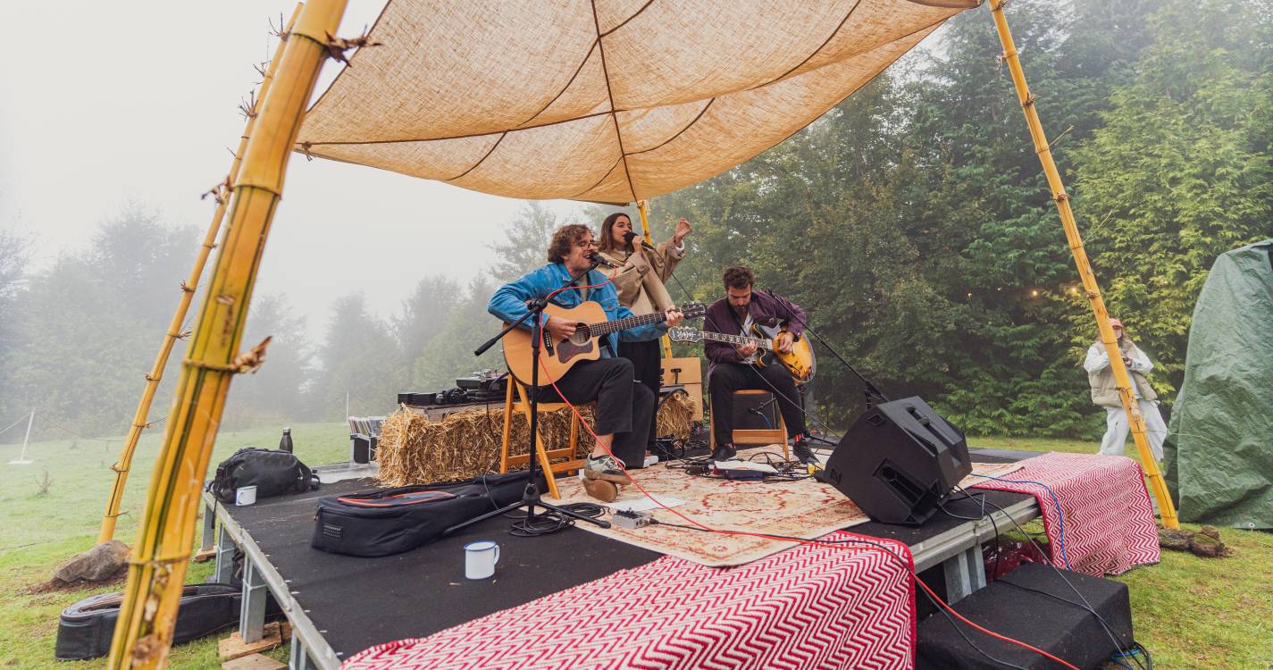 Echoo 2025: Arte e natureza reuniram centenas no Chão das Feiteiras (com fotos)