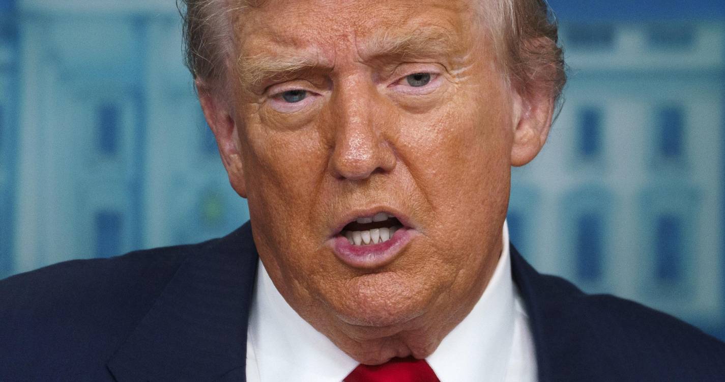 Ucrânia: Trump quer encontro entre Putin e Zelensky após cimeira no Alasca