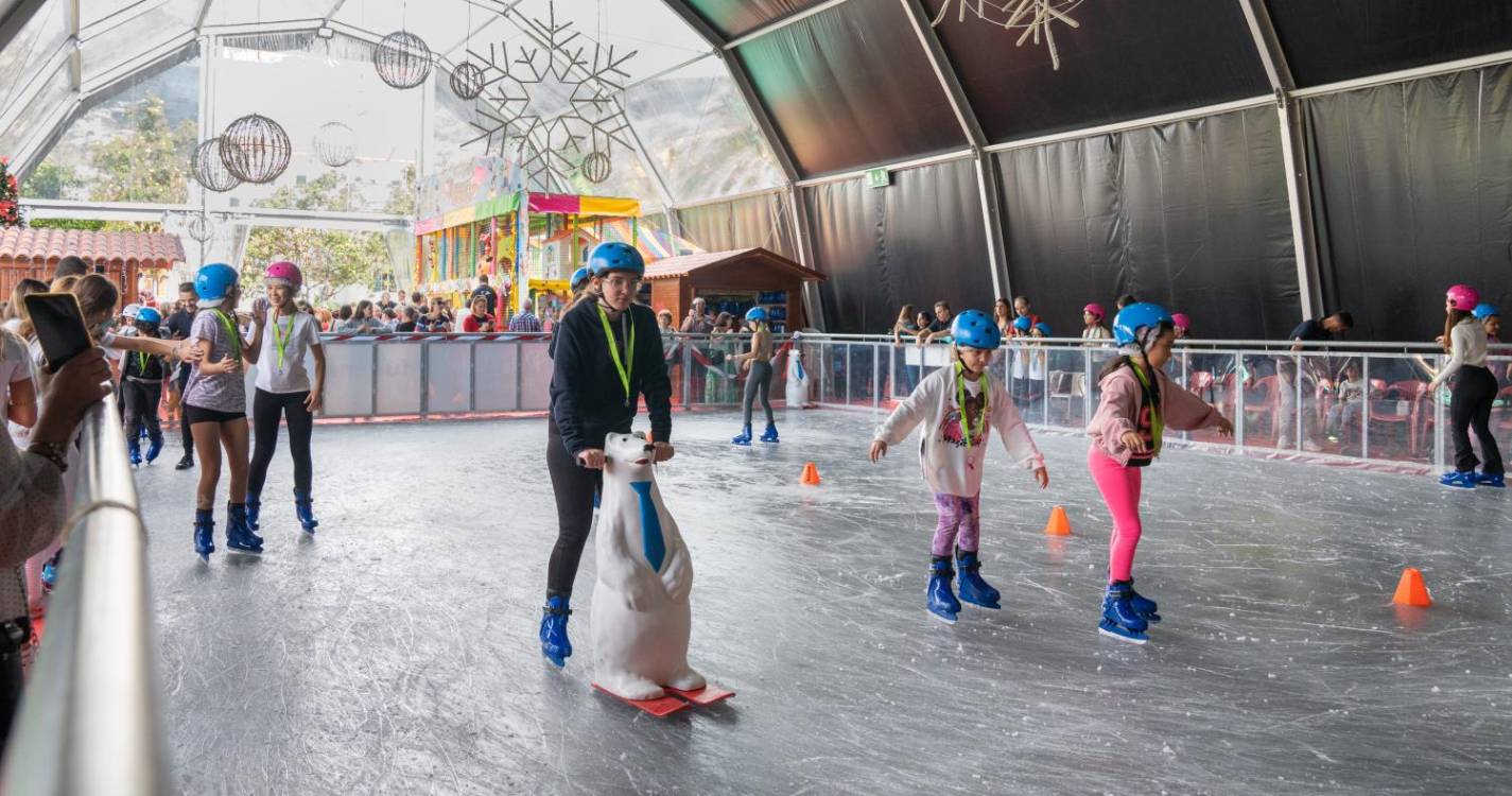 Pista de gelo já abriu e oferece adrenalina a miúdos e graúdos