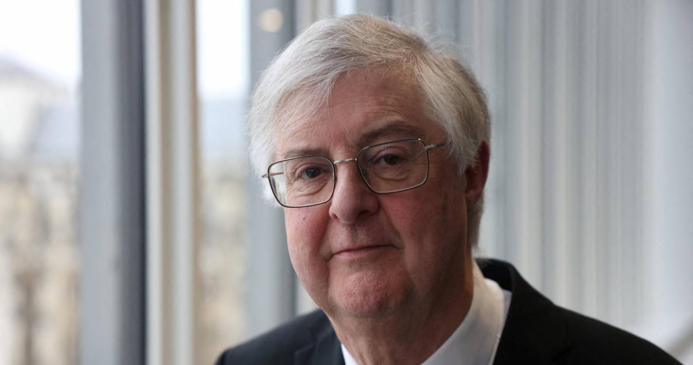 Primeiro-ministro do País de Gales anunciou demissão de líder do partido