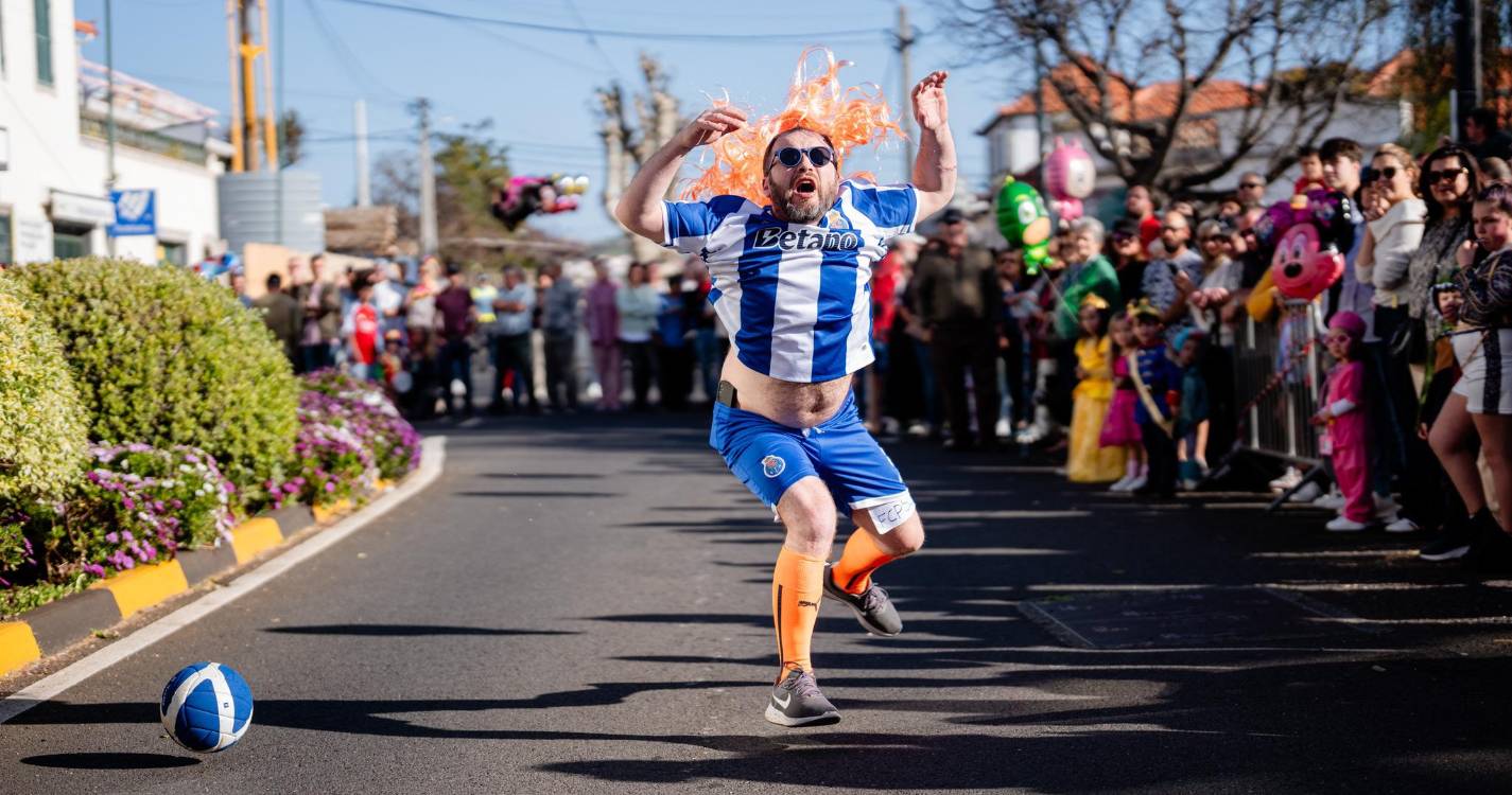 Mascarados do Arco da Calheta mostram como se brinca ao Carnaval