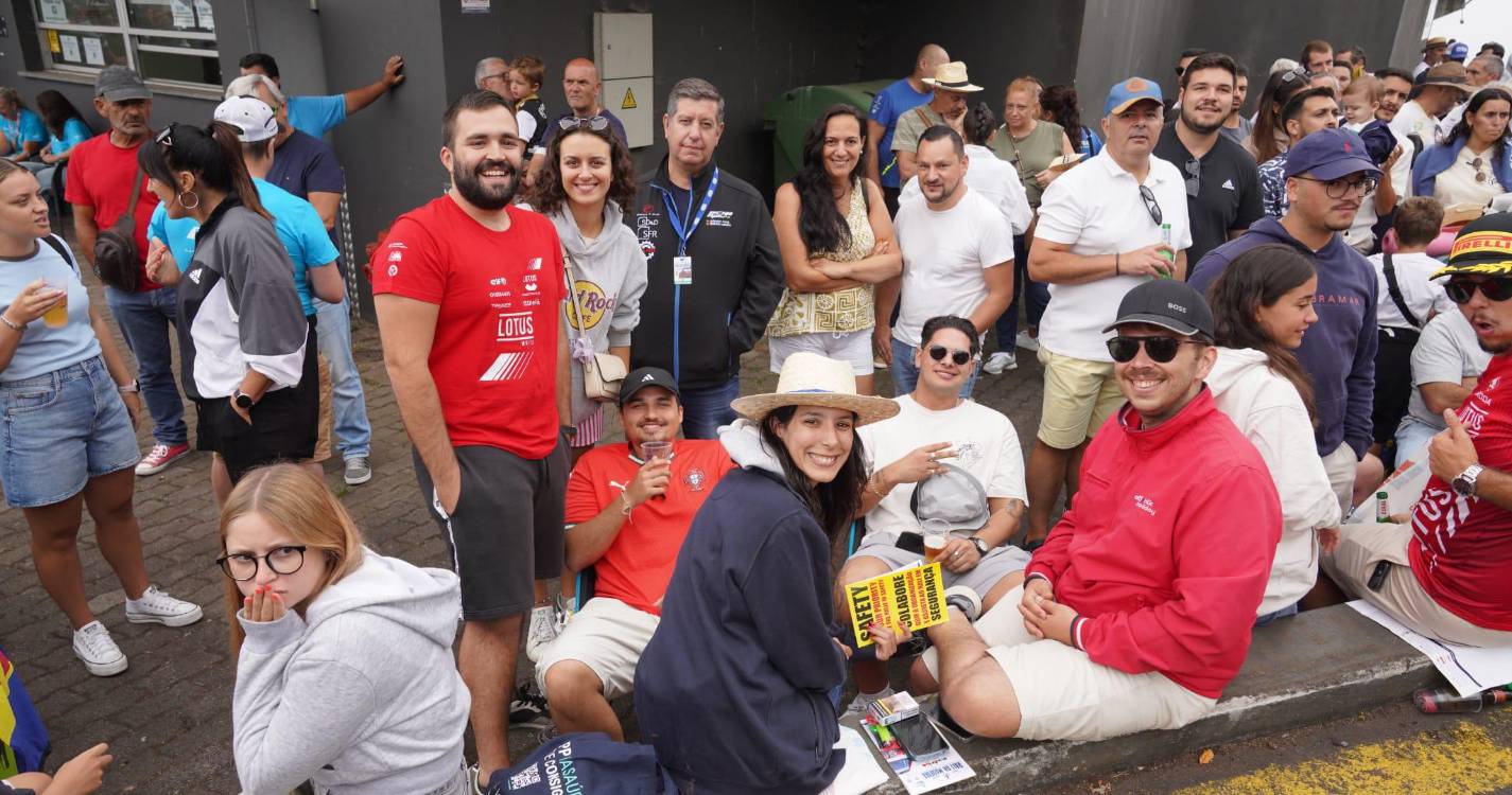 Aficionados na Choupana para ver o Rali. Veja quem está