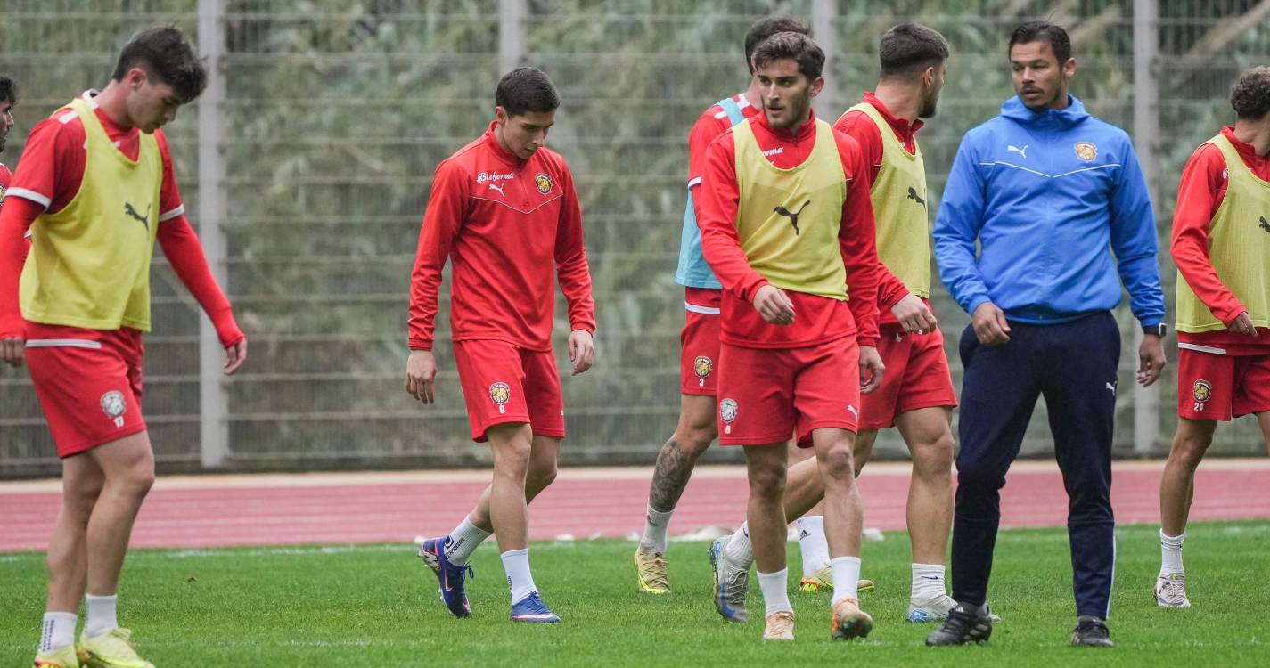 Duas mexidas na defesa maritimista para a receção ao Porto B