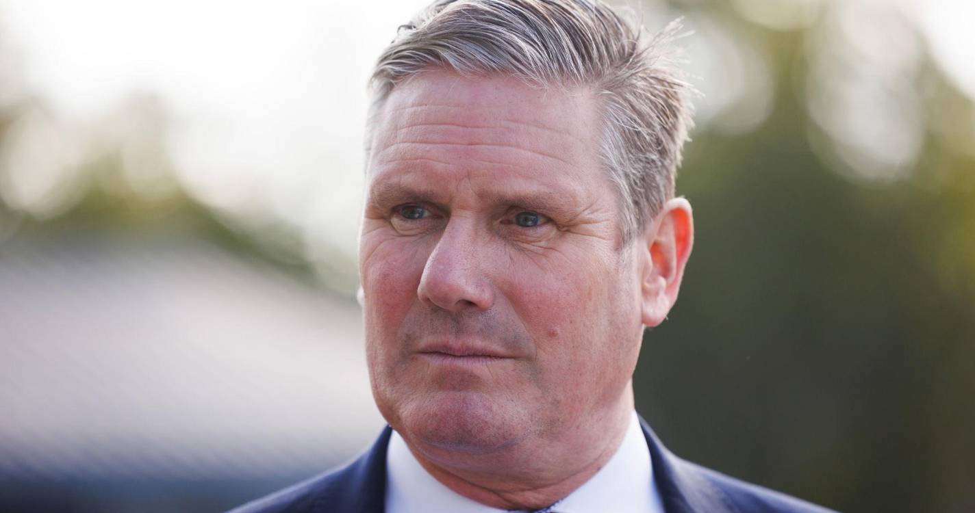 Primeiro-ministro britânico promete lutar contra a extrema-direita