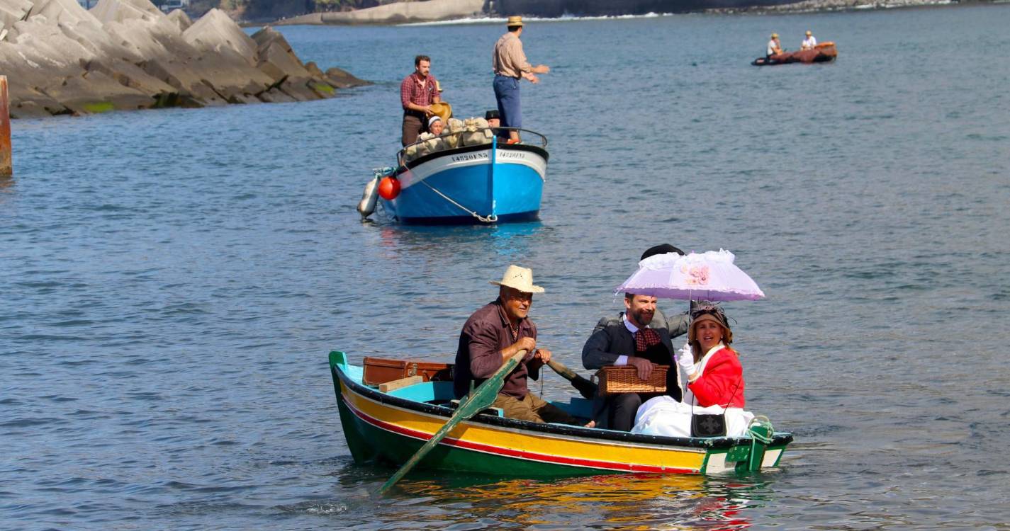 Ribeira Brava recria a cabotagem no dia 25 de abril (com fotos)