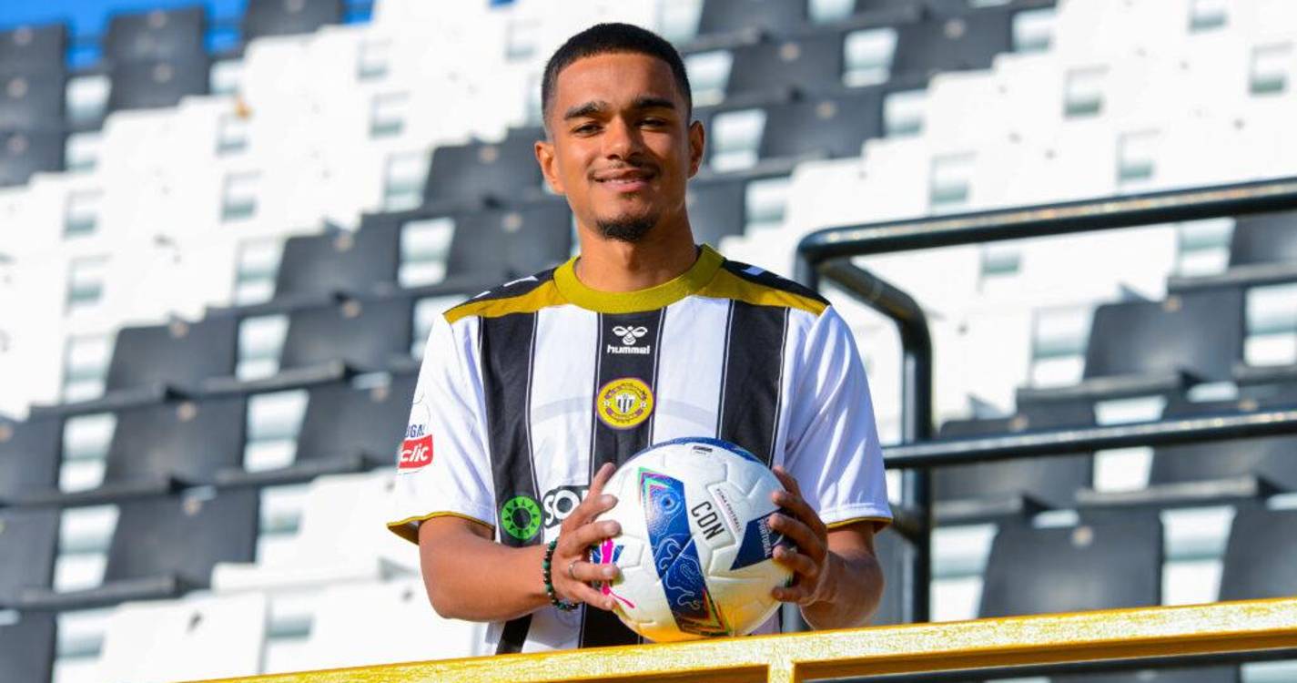 Defesa Lenny Vallier reforça Nacional por três épocas