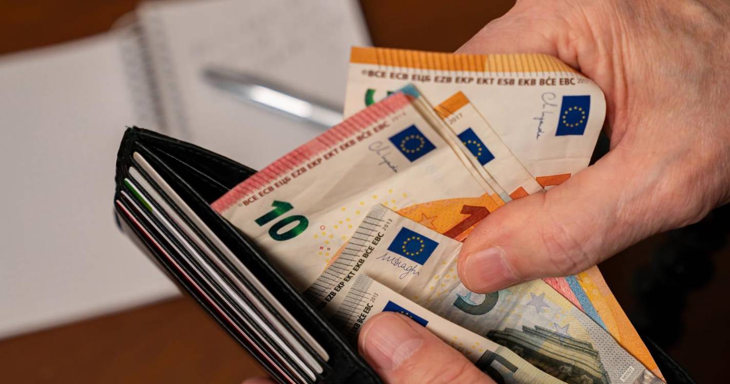 Sindicato dos Trabalhadores do Comércio, Escritório e Serviços requer atualização dos salários