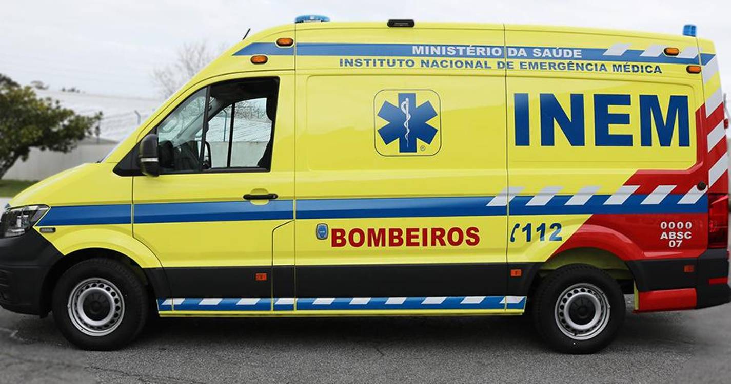 Bombeiros ameaçam não usar ambulâncias do INEM se dívidas não forem pagas até dia 23