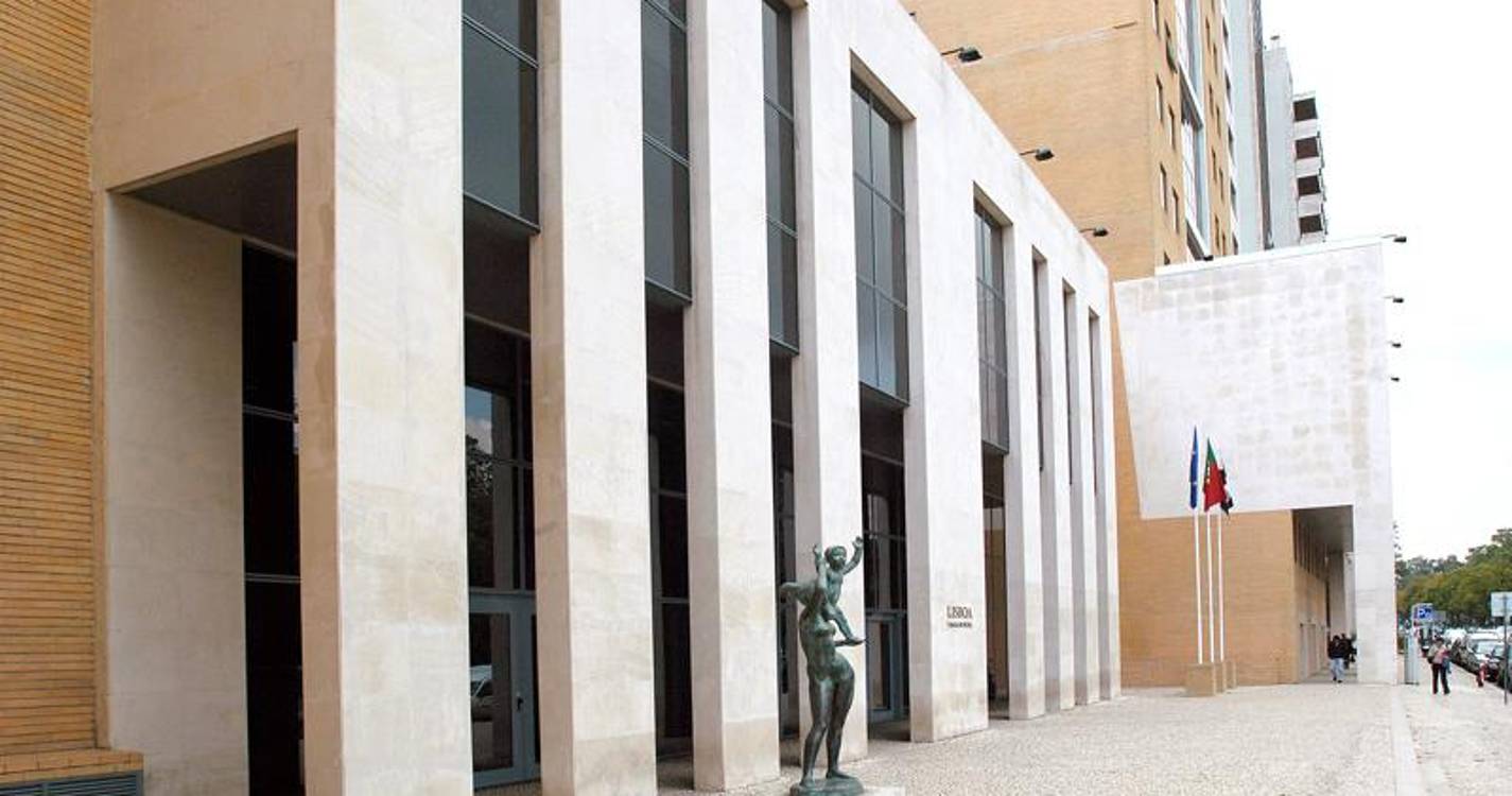 Edifício do Campo Grande da Câmara de Lisboa evacuado devido a ameaça de bomba