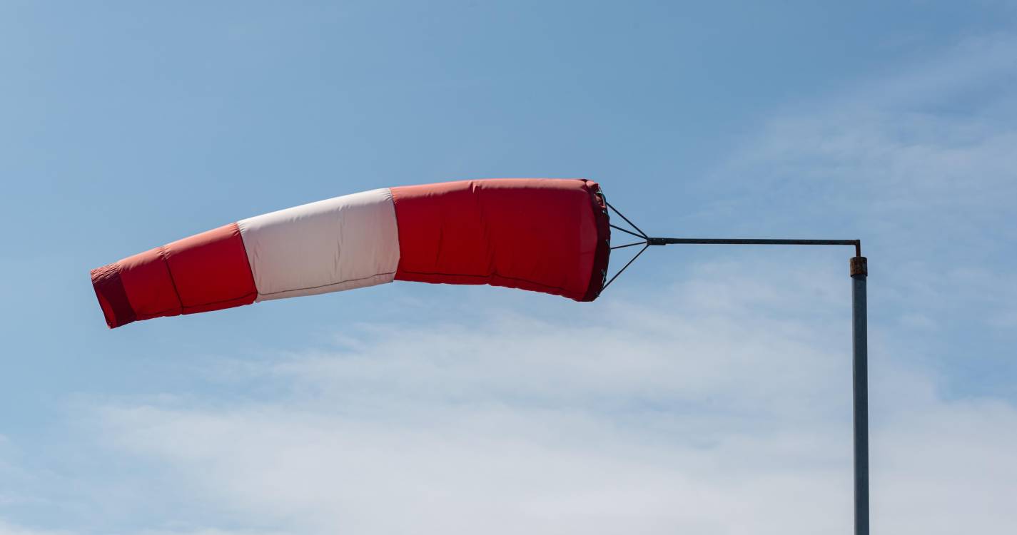 Vento muito forte e previsão de neve nos pontos mais altos da Madeira