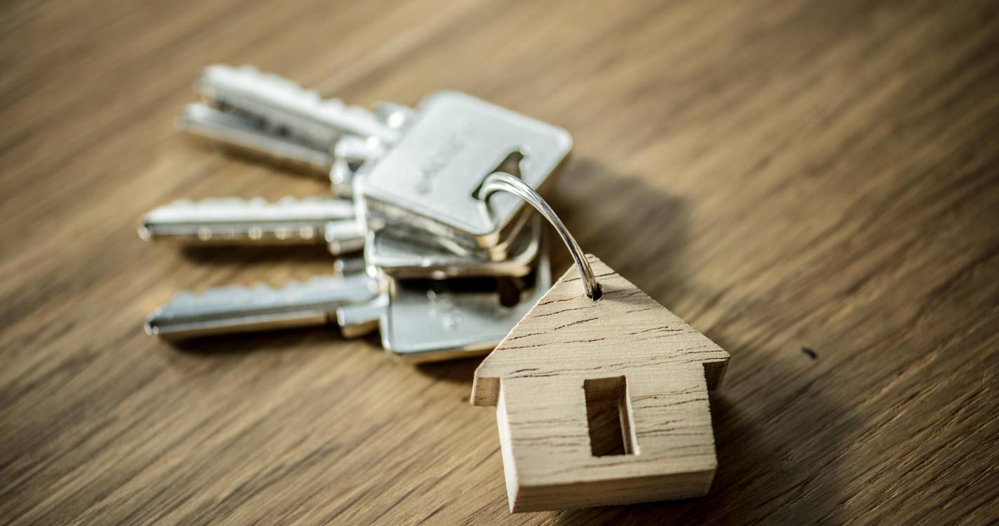 Crise na habitação afeta crescimento económico ao afastar jovens do centro