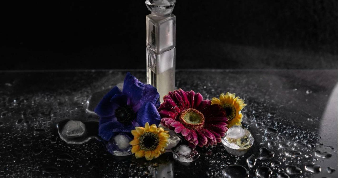 Mercado de perfumes em expansão em 2026, quais fragrâncias dominam e por quê