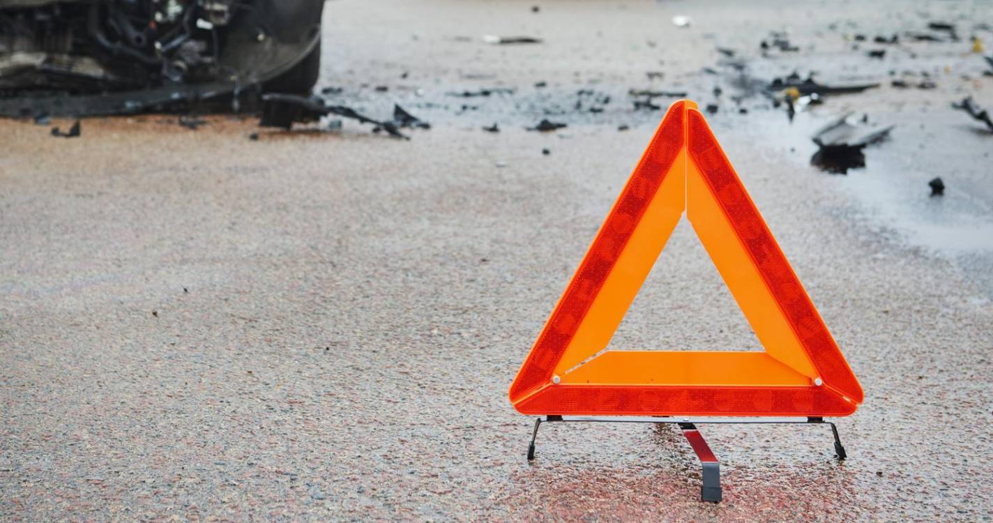 Despiste de autocarro causa pelo menos 13 mortos e 55 feridos no Quénia