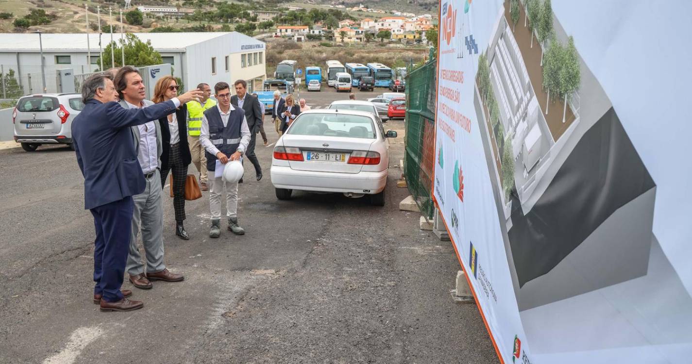 Pedro Fino visita investimentos em curso no Porto Santo