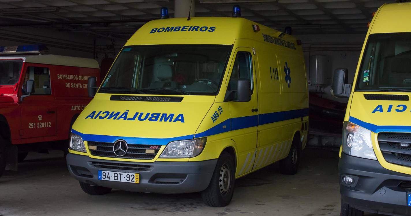 Bombeiros e EMIR socorrem vítima de engasgamento no Garajau