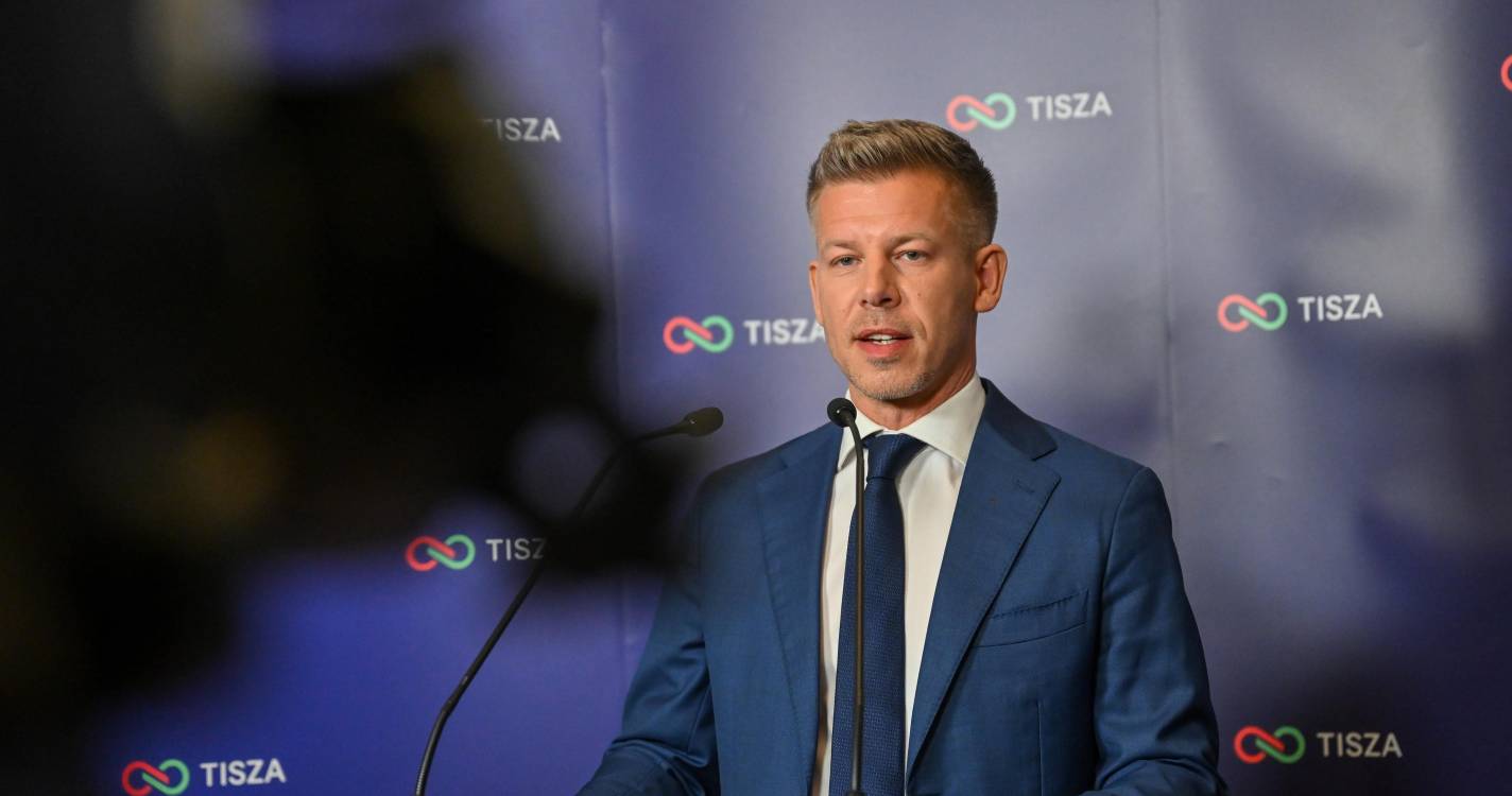 Peter Magyar anuncia que recebeu telefonema de Orban a felicitá-lo