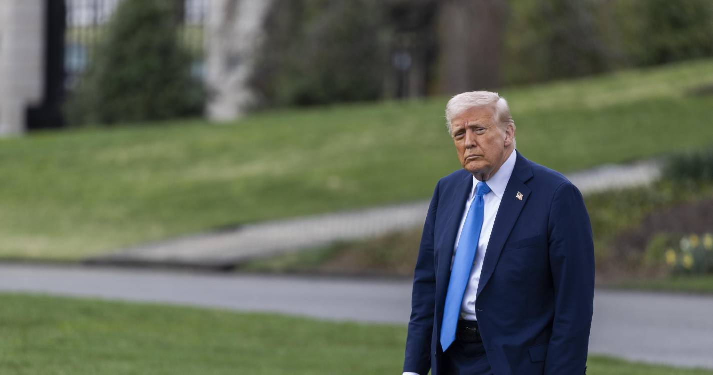 Ucrânia: Trump “furioso” com Putin ameaça novos impostos sobre petróleo russo