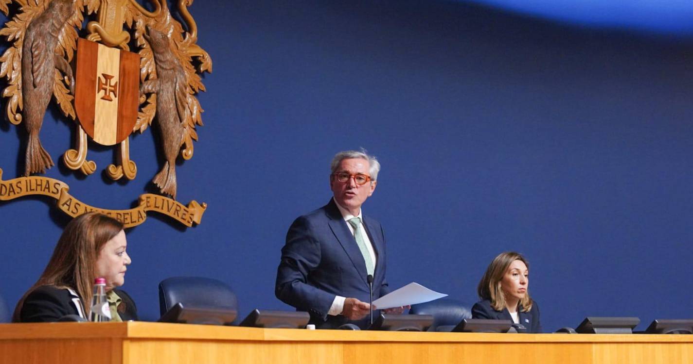 José Manuel Rodrigues no adeus pede que não se baixe os braços na luta pela Autonomia
