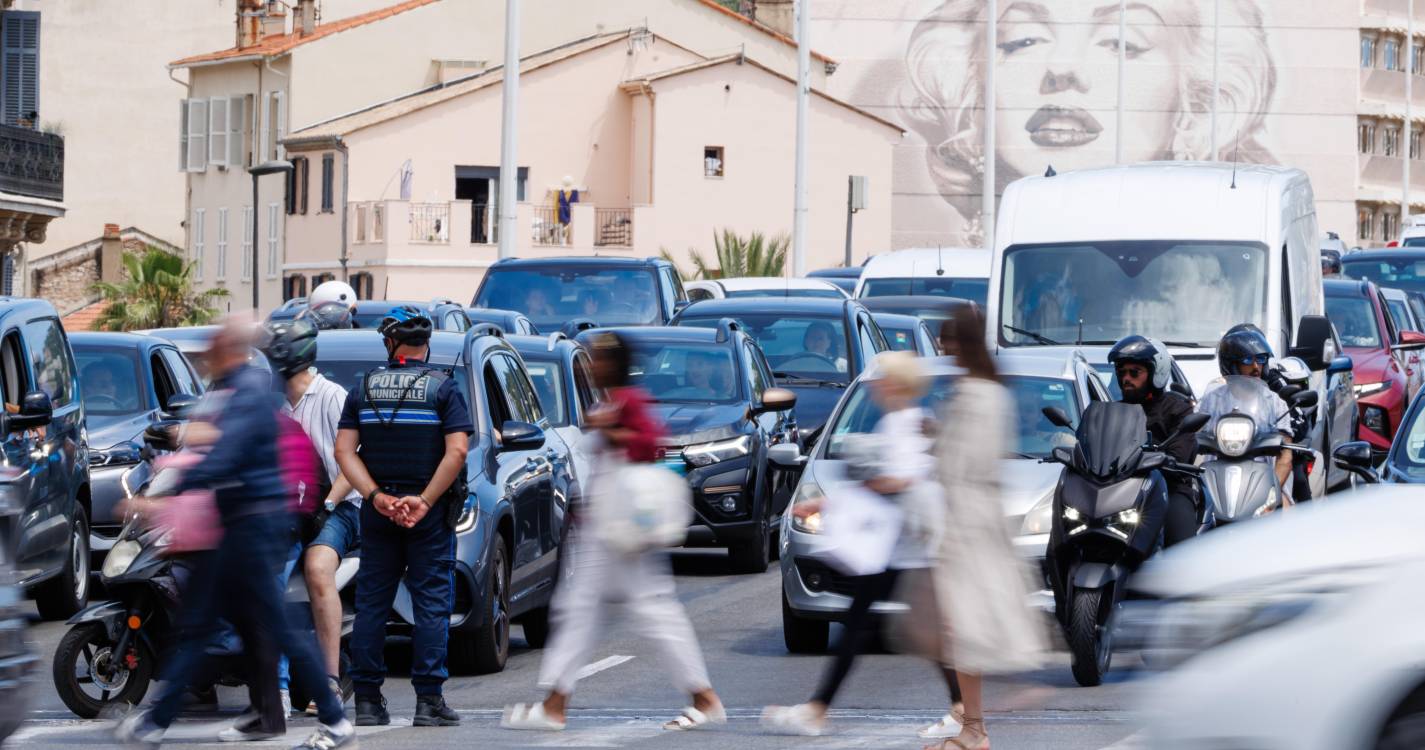 Autoridades francesas investigam possível causa intencional no apagão em Cannes