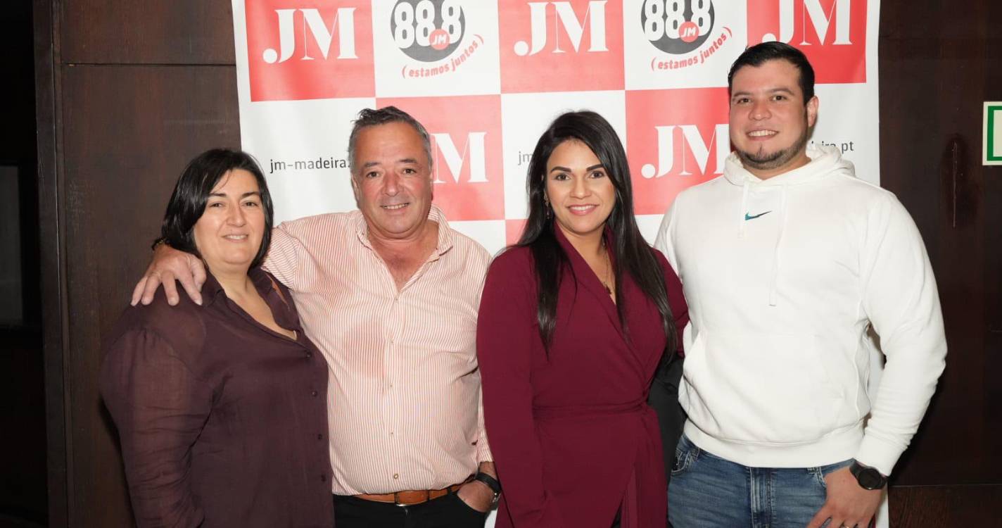 Sorrisos preparados para uma noite em grande com muita comédia (com fotos)