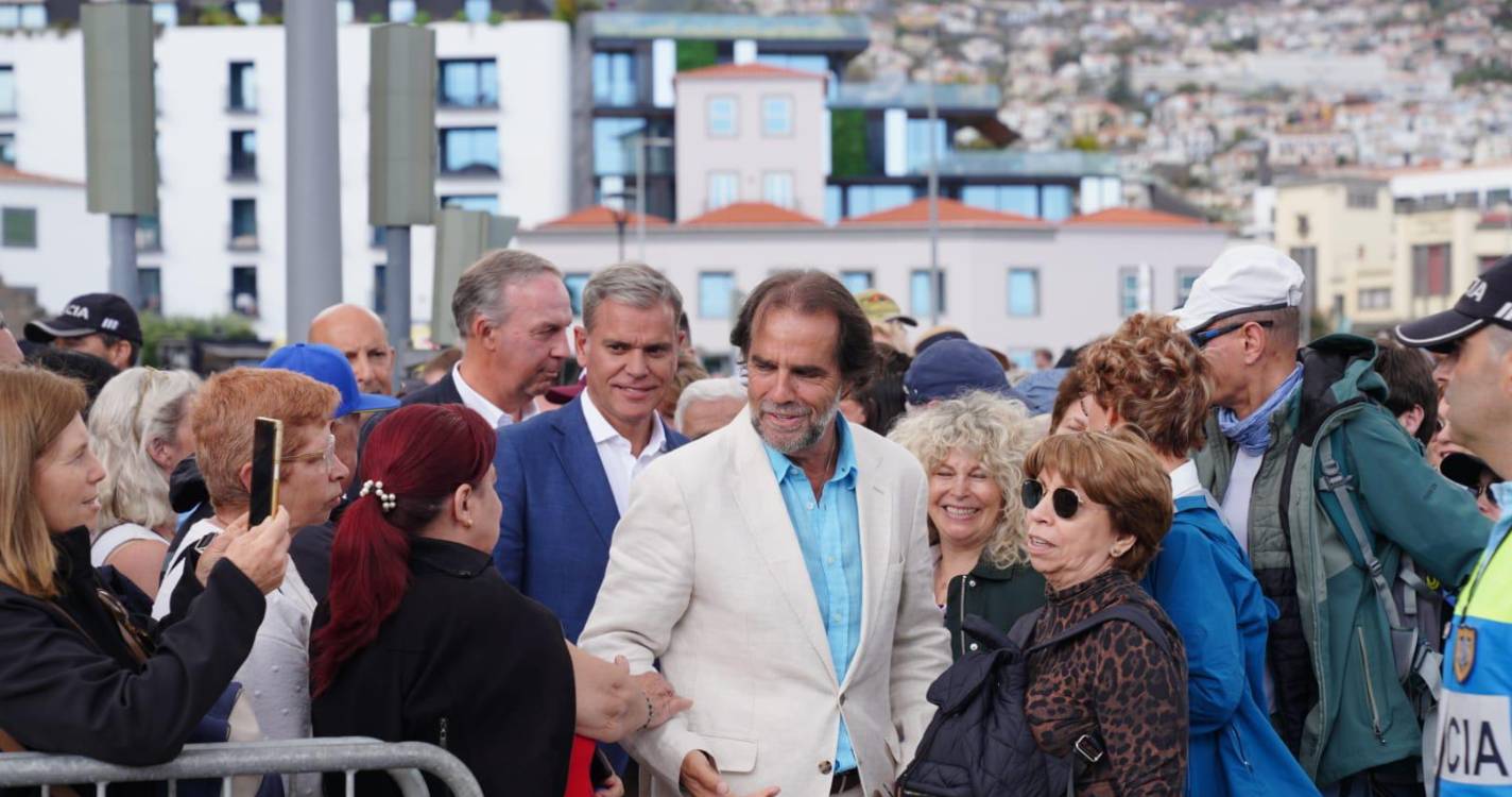 Albuquerque enaltece que sucesso do cortejo da flor é estar aberto à participação da sociedade