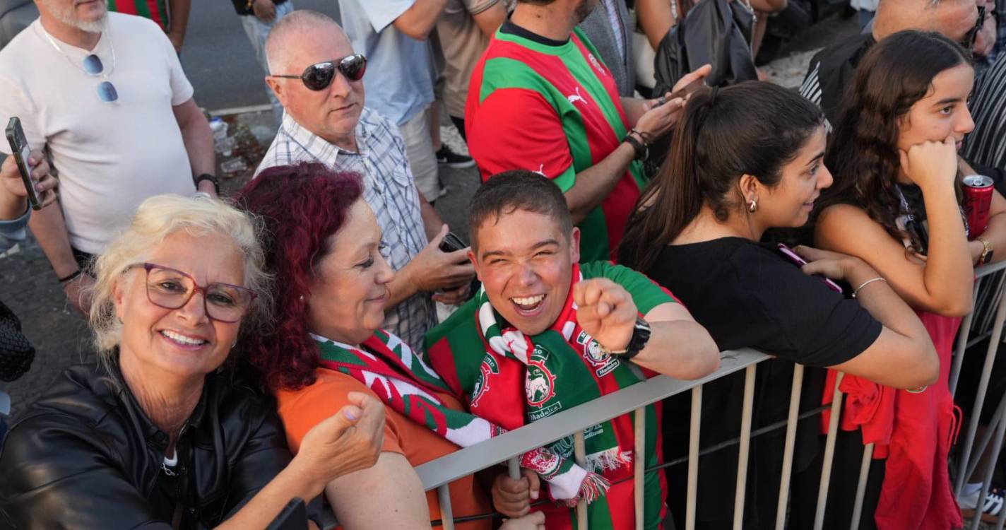 Festa ‘rija’ nos Barreiros após a confirmação do regresso maritimista à I Liga (com fotos e vídeos)