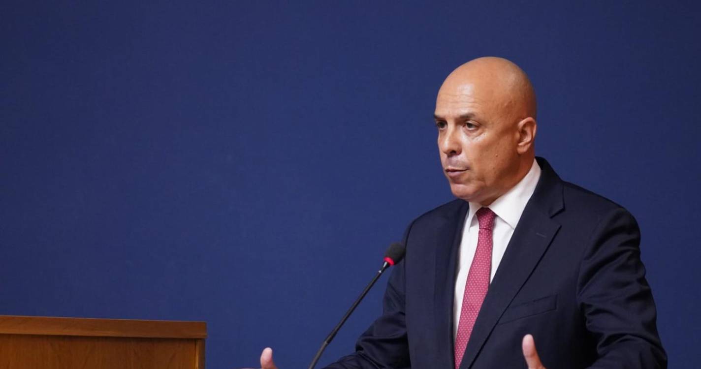 PS: “Presidente do Governo é um empecilho à estabilidade da Região”