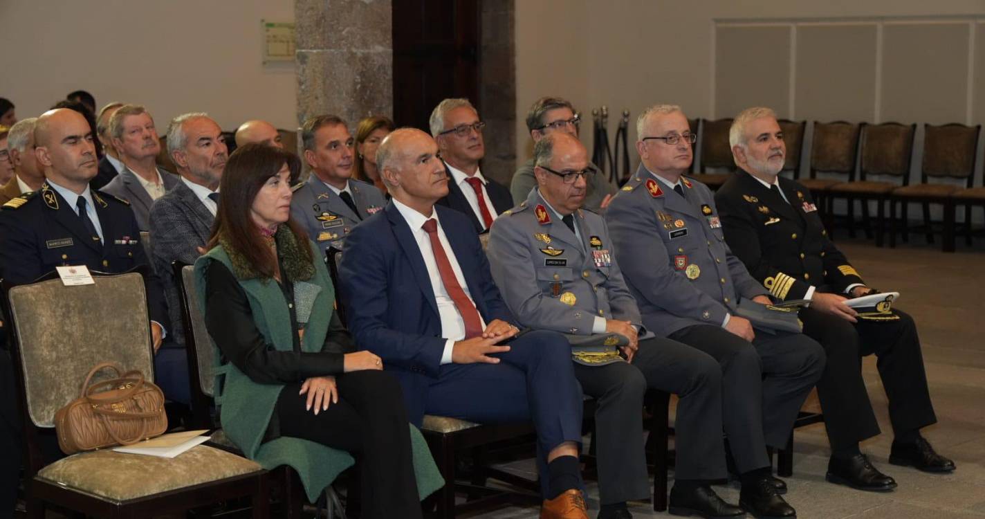 25 de Novembro: “Nunca a instituição militar quis fazer política” (com fotos)