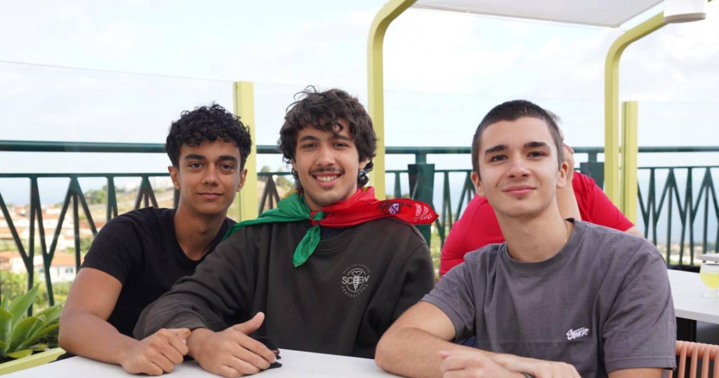 Tudo a postos para o Geórgia-Portugal na ‘fan zone’ do Madeira Shopping (com fotos)