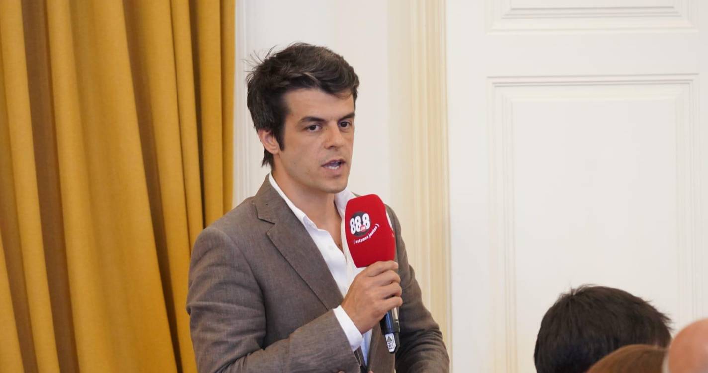 Executivo socialista não devolveu IRS aos munícipes “de propósito e de forma premeditada”