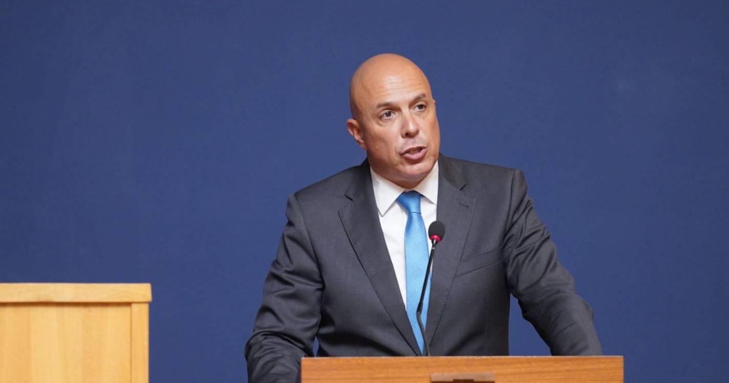 Paulo Cafôfo: “Exijo a demissão de Eduardo Jesus”