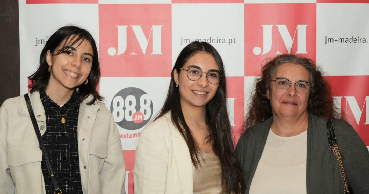 Sorrisos preparados para uma noite em grande com muita comédia (com fotos)