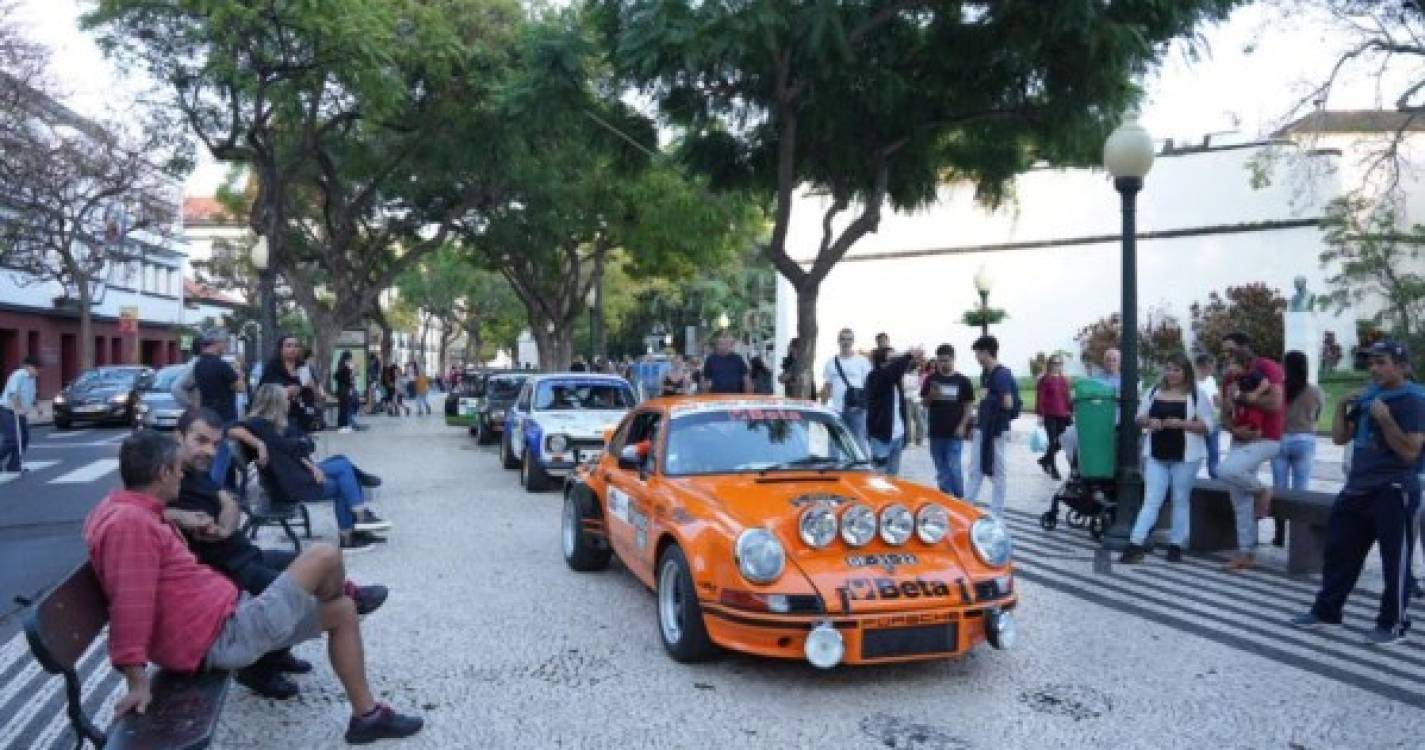 Rally Madeira Legend: Muito público na cerimónia de partida (com fotos)