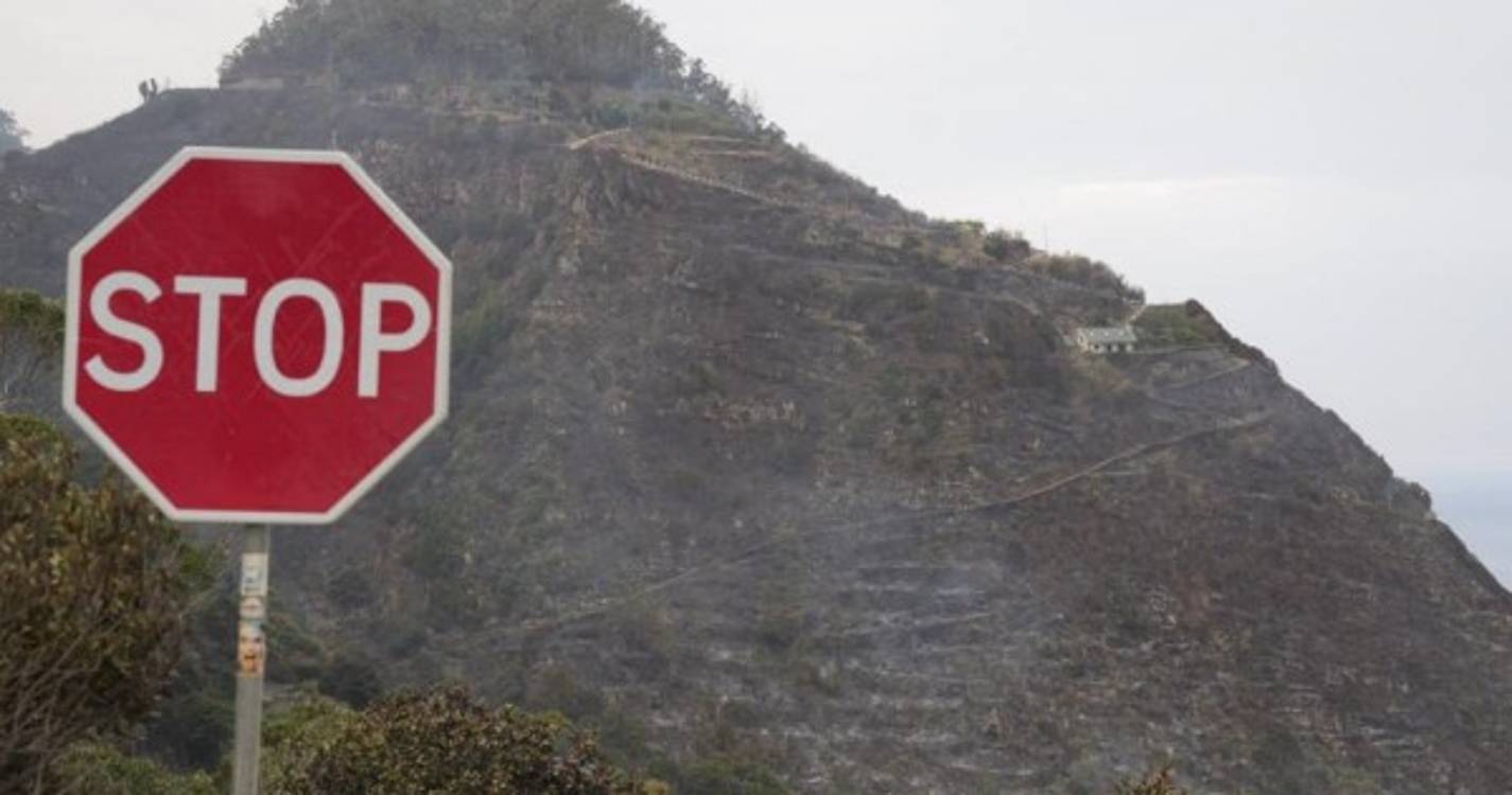 Cenário desolador na Santa do Porto Moniz (com fotos)