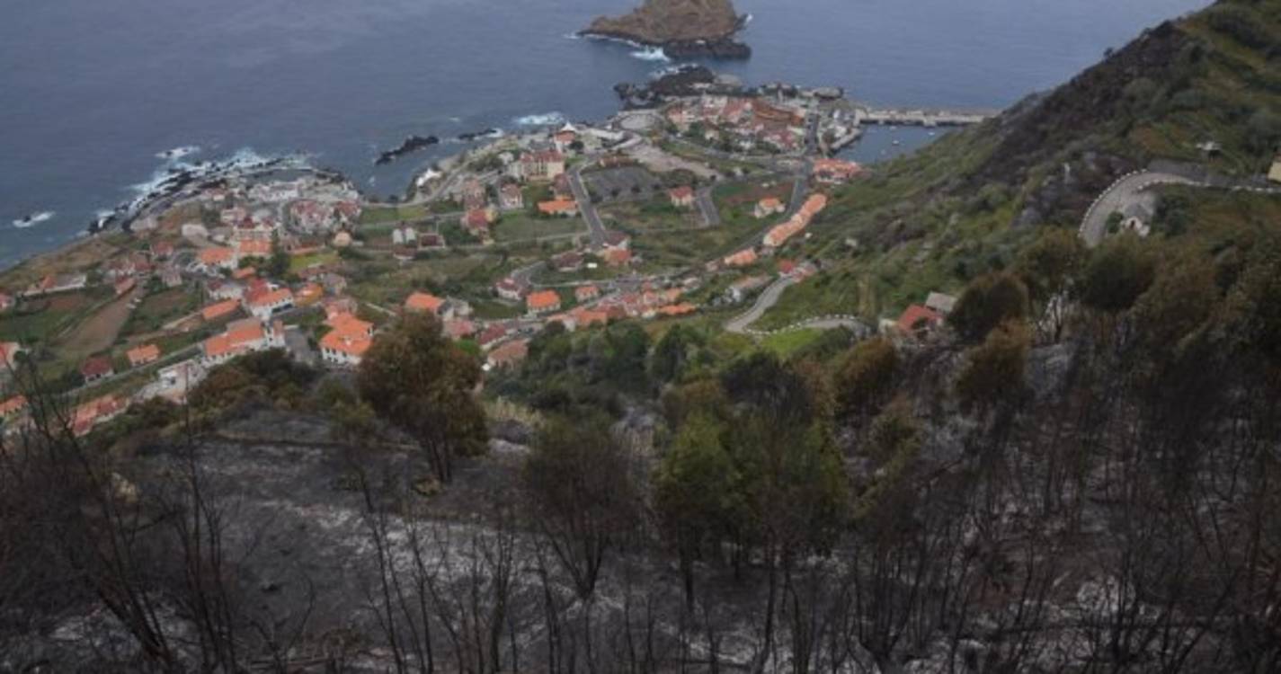 Cenário desolador na Santa do Porto Moniz (com fotos)