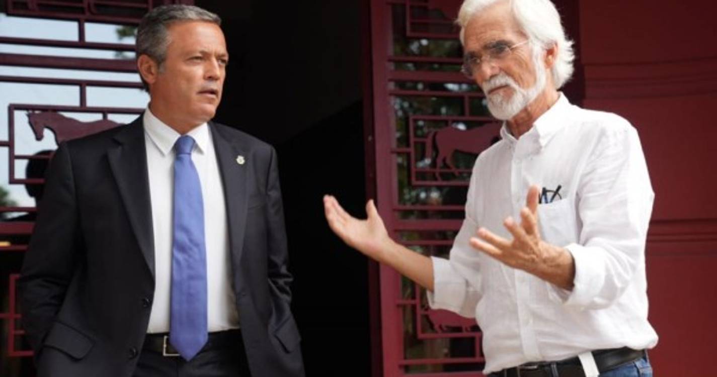 Pedro Calado visitou novo Centro Cultural e de Investigação do Funchal (com fotos)