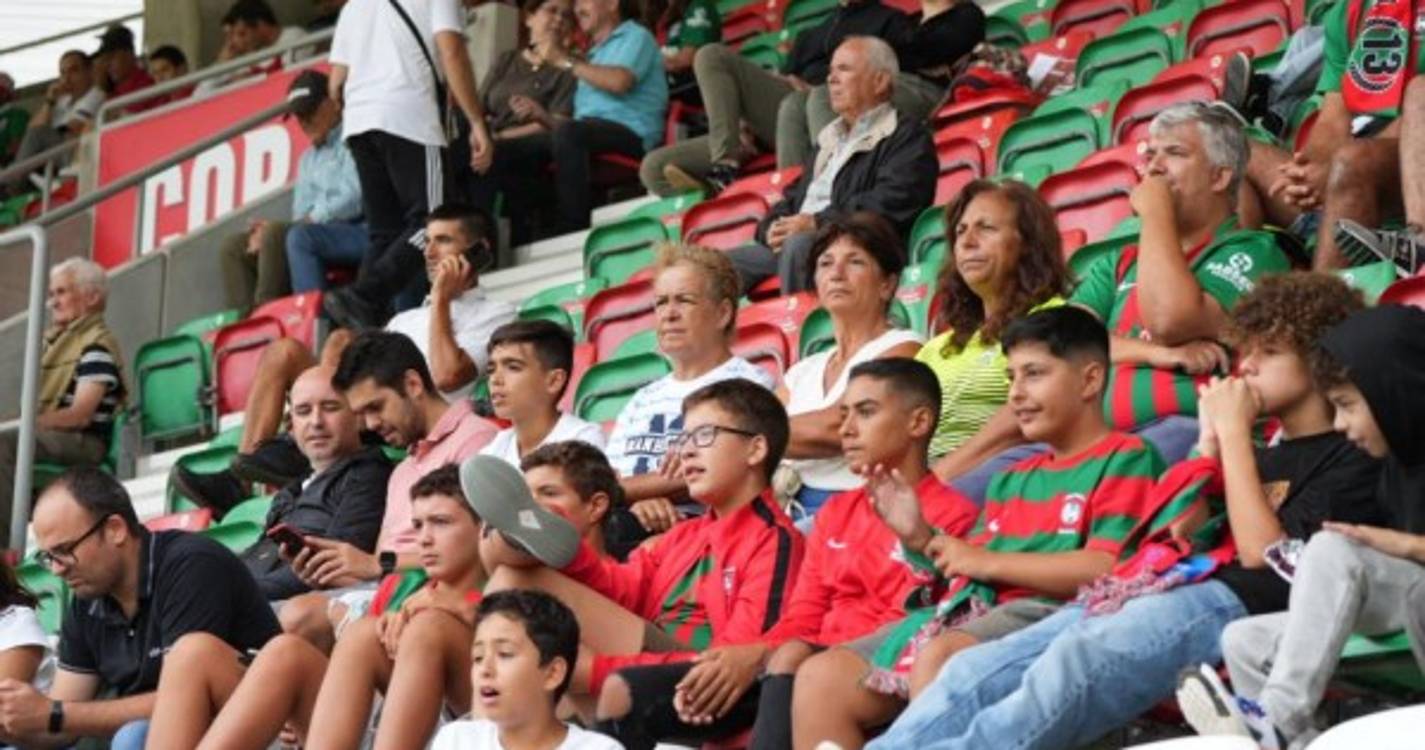 Veja quem está no Estádio dos Barreiros para assistir ao Marítimo-Gil Vicente